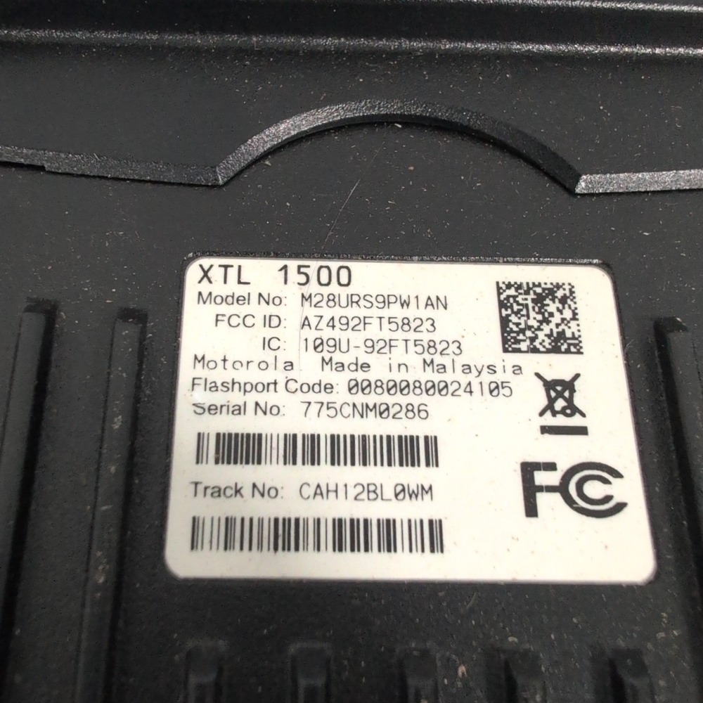 Motorola XTL1500 700/800 MHz In Dash Mobile 2 Way Radio w/ Head M28URS9PW1AN - Picture 7 of 7